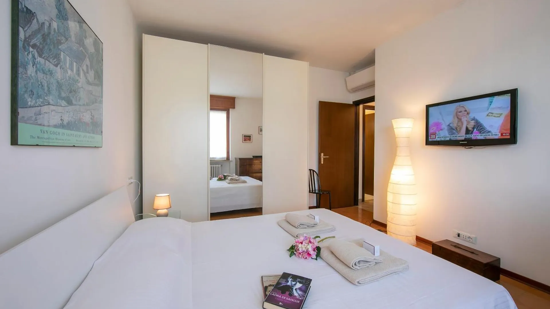 Casa Di Paola - Happy Rentals Peschiera del Garda 0*,  Itália